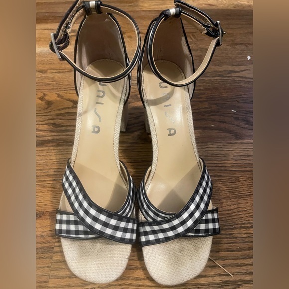 Unisa Checkered Strappy Heels